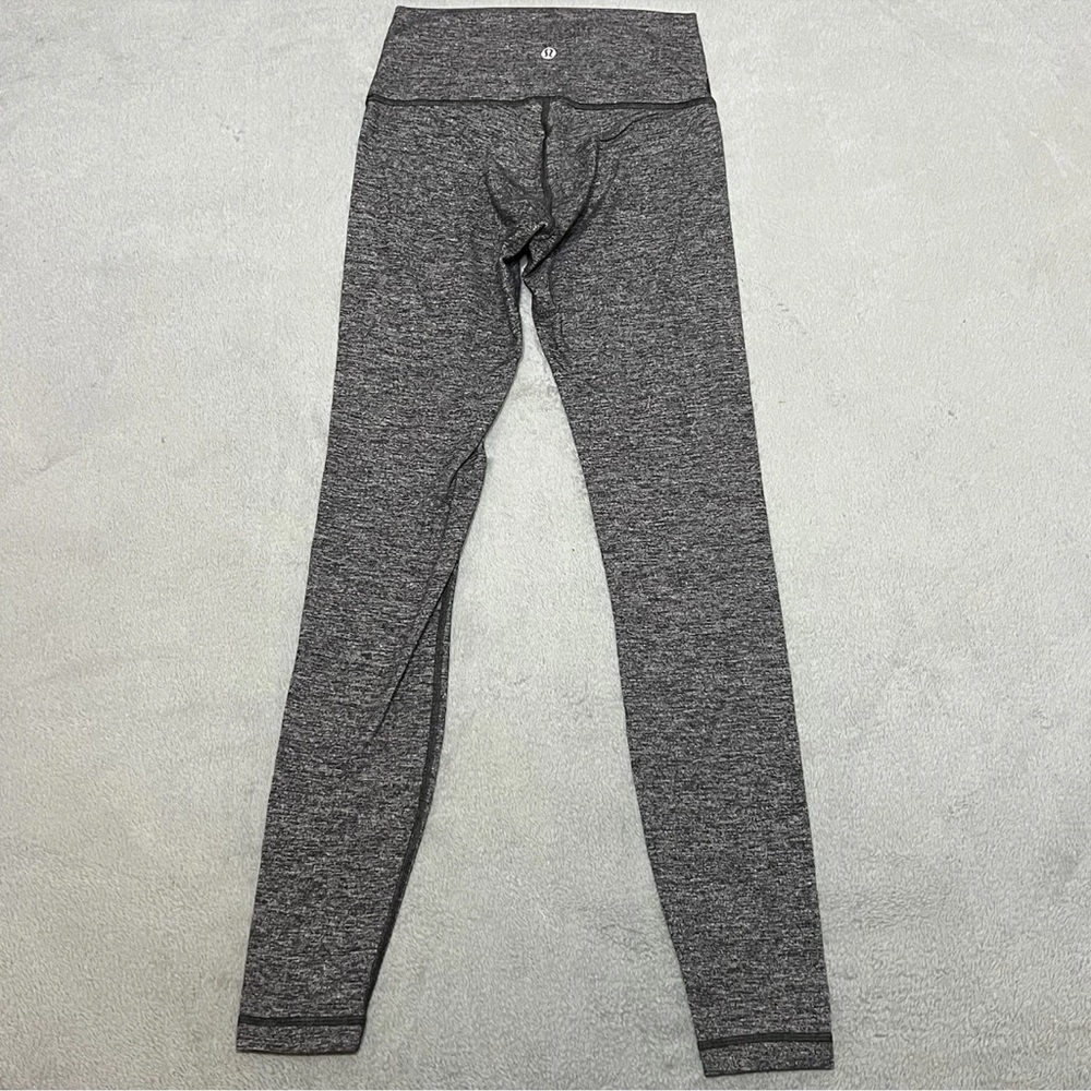 Lululemon leggings Womens Size 4 Grey